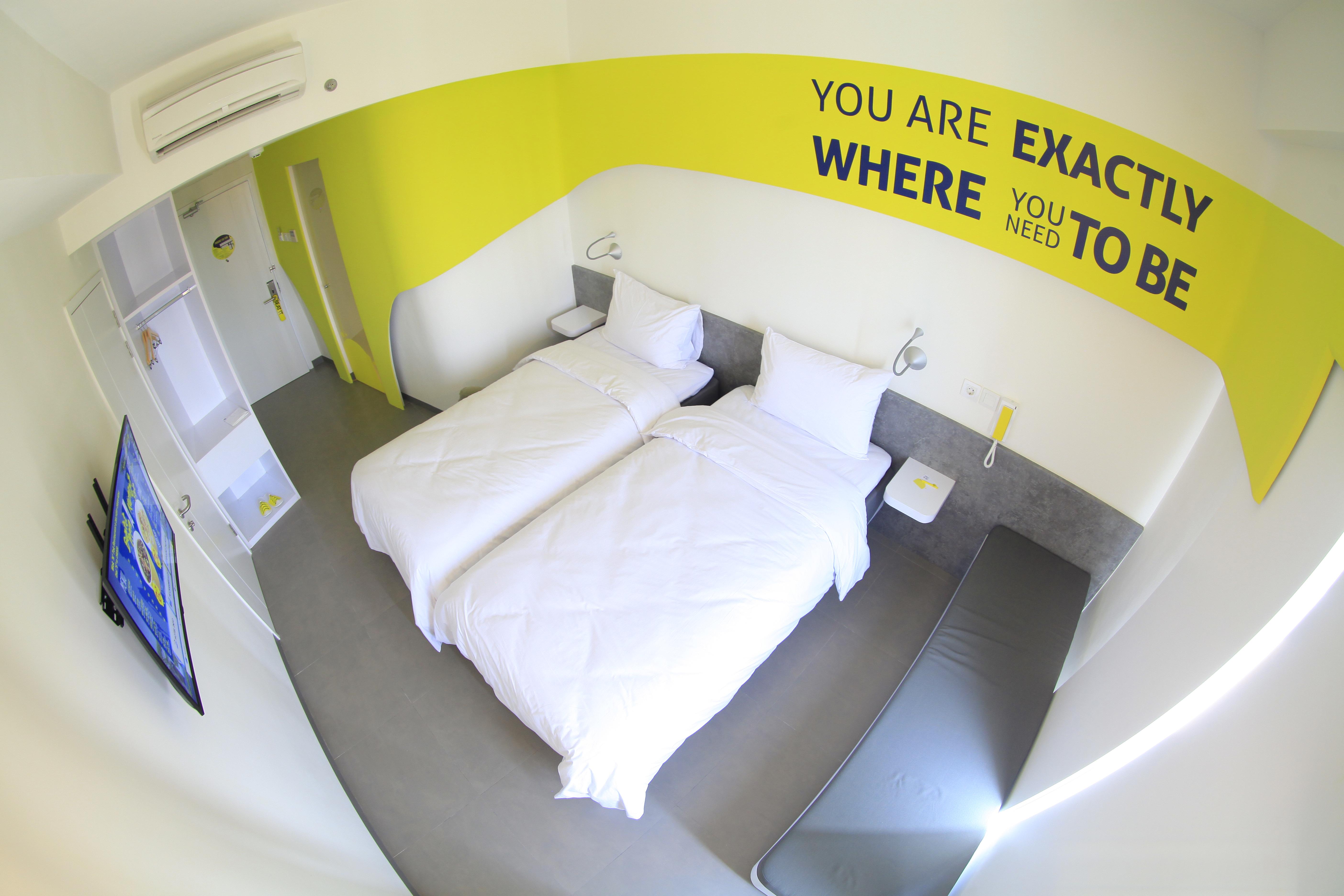 Yello Hotel Jemursari Surabaja Zewnętrze zdjęcie