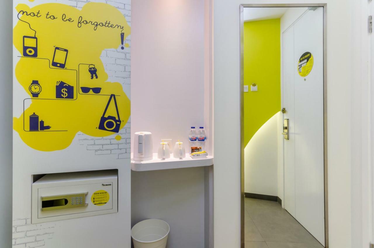 Yello Hotel Jemursari Surabaja Zewnętrze zdjęcie